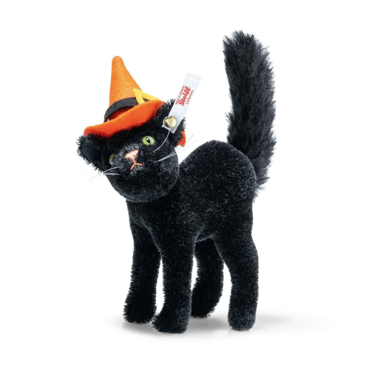 Scary hot sale cat toy